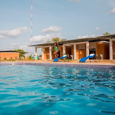Dunia Hotel Ouagadougou Loumbila Екстер'єр фото