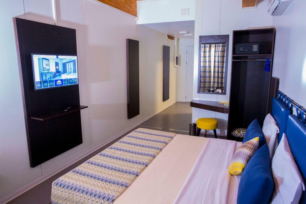 Dunia Hotel Ouagadougou Loumbila Екстер'єр фото