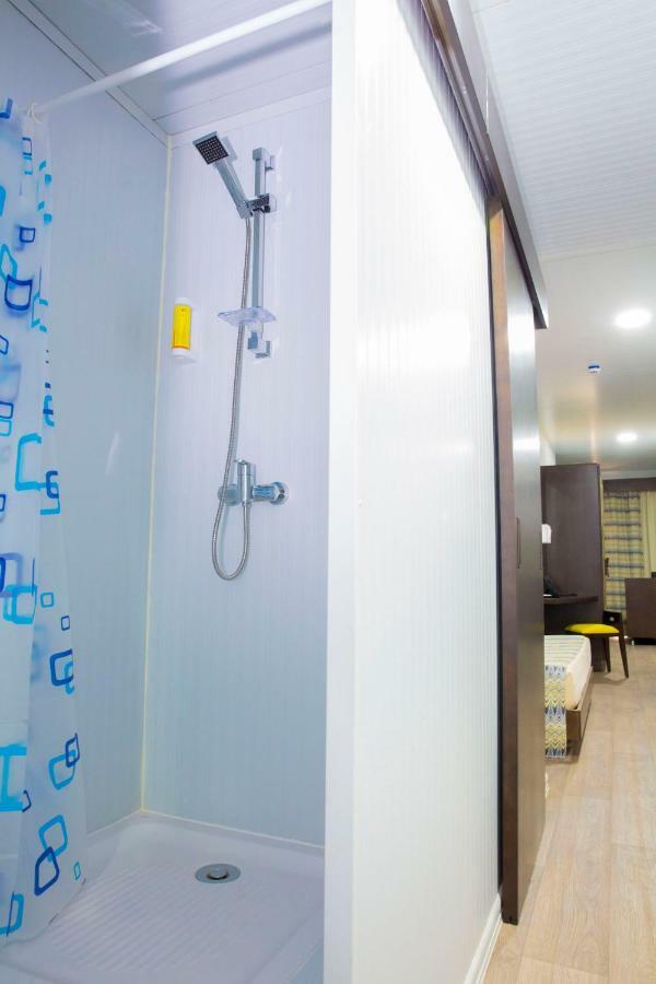 Dunia Hotel Ouagadougou Loumbila Екстер'єр фото