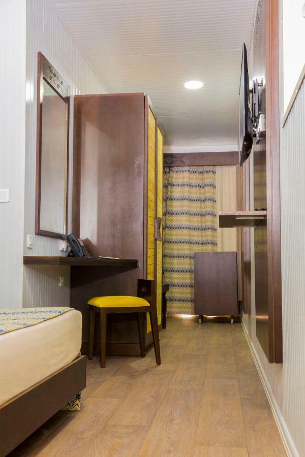 Dunia Hotel Ouagadougou Loumbila Екстер'єр фото
