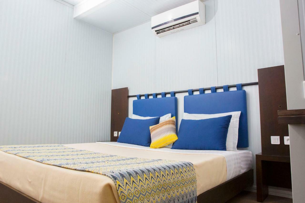 Dunia Hotel Ouagadougou Loumbila Екстер'єр фото