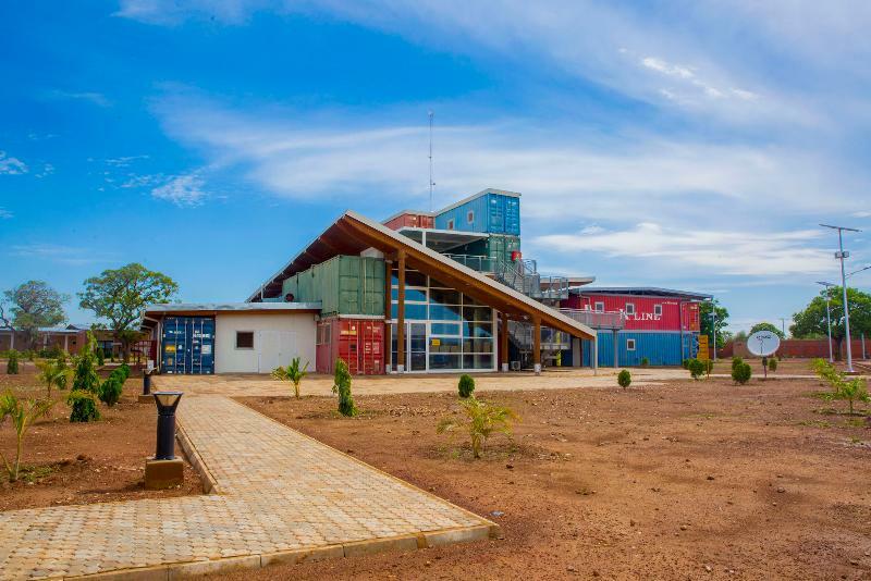 Dunia Hotel Ouagadougou Loumbila Екстер'єр фото
